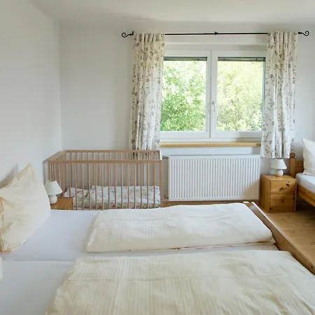 Farm stay Familienferienhof Stabauer Zell am Moos