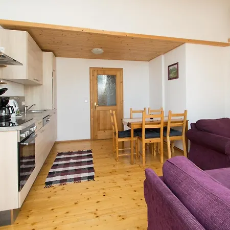 Familienferienhof Stabauer Farm stay Zell am Moos